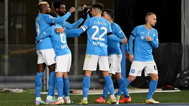 Los jugadores del Napoli recibirán está millonaria cantidad si eliminan al Barcelona Los jugadores del Napoli recibirán está millonaria cantidad si eliminan al Barcelona