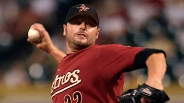 MLB: Roger Clemens regresó a Houston y presumió de una dominante salida