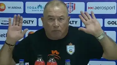 ¡Al estilo Farías! Periodista colombiano sacó de sus casillas a este DT (+Video) ¡Al estilo Farías! Periodista colombiano sacó de sus casillas a este DT (+Video)