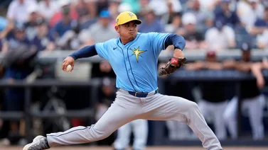 MLB: Lanzador mexicano amenaza con quedarse con el puesto de cerrador de los Rays