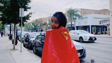 Mira cómo luce la actriz venezolana María Gabriela de Faría en las grabaciones de Superman