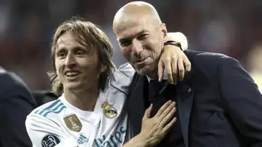 Zidane y el Real Madrid vuelven a darse la mano: ¿El francés regresa al Bernabéu? Zidane y el Real Madrid vuelven a darse la mano: ¿El francés regresa al Bernabéu?