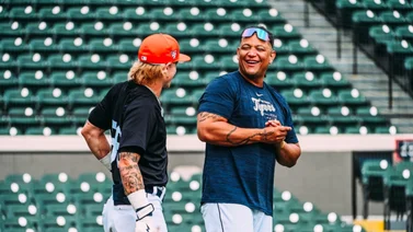 MLB: Miguel Cabrera ya imparte su sabiduría en Detroit (+Fotos)