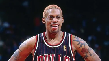 NBA: ¡Honor a una leyenda! Así recibieron a Dennis Rodman en el United Center de Chicago