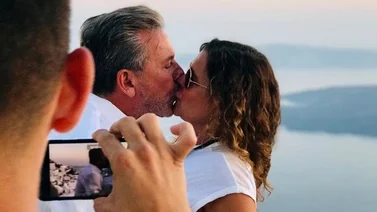 ¡Se lanza al agua! Así es cómo Ricardo Montaner se entrega de nuevo al amor 