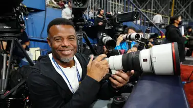 MLB: ¡Impensado! Mira la nueva faceta del miembro del Salón de la Fama Ken Griffey Jr. MLB: ¡Impensado! Mira la nueva faceta del miembro del Salón de la Fama Ken Griffey Jr.