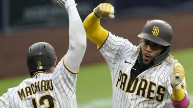 MLB: Este pelotero latino batea el primer jonrón de los Padres de San Diego en 2024