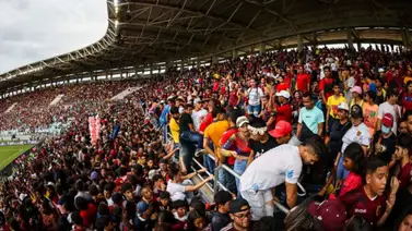 ¿Marea vinotinto? Llegan los aficionados para el partido de Venezuela vs Italia en Miami ¿Marea vinotinto? Llegan los aficionados para el partido de Venezuela vs Italia en Miami