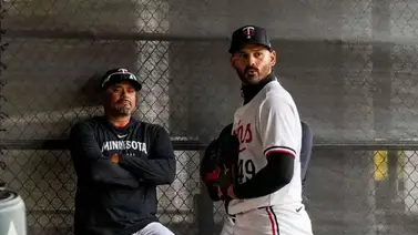 MLB: Johan Santana disfruta su tiempo con los Mellizos (+ Video) MLB: Johan Santana disfruta su tiempo con los Mellizos (+ Video)