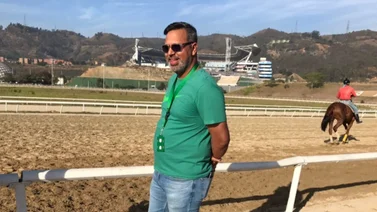 Eliécer Gómez espera ganar con esta yegua, que mantiene invicta desde que llegó a su cuadra (+video)