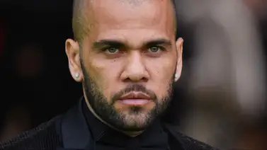 ¡Se terminó la espera! Dani Alves paga la fianza y sale de prisión (+Video) ¡Se terminó la espera! Dani Alves paga la fianza y sale de prisión (+Video)