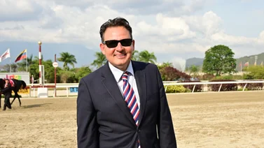 Riccardo D’Angelo destacó en la R11 y sigue encaminado a ganar el meeting en La Rinconada