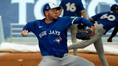 MLB: Lanzador cubano recibe malas noticias de los Blue Jays de Toronto