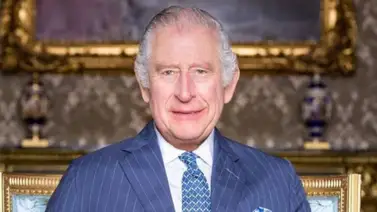 El rey Carlos III envía un mensaje en medio de la tormenta que embarga a la realeza británica El rey Carlos III envía un mensaje en medio de la tormenta que embarga a la realeza británica