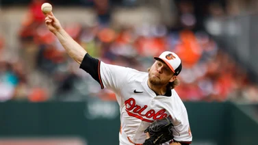 MLB: Corbin Burnes debutó con Orioles igualando un récord en el Opening Day (+Video)
