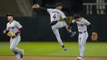 MLB: Venezolano Brayan Rocchio agrega un nuevo accesorio a las Grandes Ligas