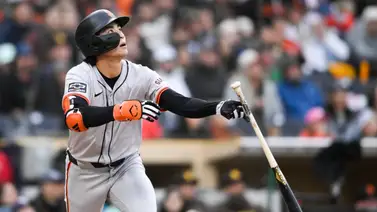 MLB: Jung Hoo Lee fue bautizado tras su primer jonrón con Gigantes (+Video) MLB: Jung Hoo Lee fue bautizado tras su primer jonrón con Gigantes (+Video)