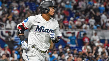 MLB: ¡Merecido! Luis Arráez recibe el Bate de Plata 2023 ante su afición (+Video)
