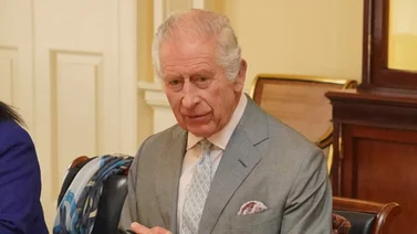 El rey Carlos III se apega a la religión y así lució en este Domingo de Pascua