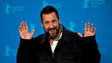 Premios Oscar 2025: El desaliñado atuendo de Adam Sandler para la gala