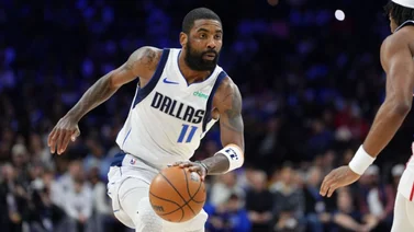 NBA: ¡Malas noticias para Dallas! Kyrie Irving salió lesionado en el partido ante Sacramento Kings