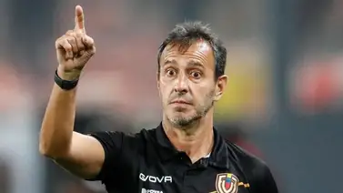 Juan Arango preguntó a Fernando Batista por la regla del juvenil: El técnico lo tiene claro (+Video) Juan Arango preguntó a Fernando Batista por la regla del juvenil: El técnico lo tiene claro (+Video)