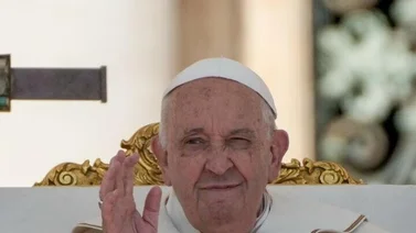 LVBP: El Papa Francisco es oficialmente de Leones del Caracas (+video)