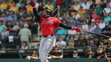 MLB: A fuerza de batazos este jugador pide un espacio en el roster de los Medias Rojas (+Dato) MLB: A fuerza de batazos este jugador pide un espacio en el roster de los Medias Rojas (+Dato)