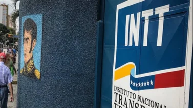 INTT advierte: Multas y sanciones por no portar placas identificadoras en vehículos