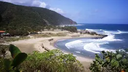 Entran en funcionamiento las cápsulas chinas y cabañas en Los Caracas: estos serían sus precios