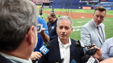 MLB: Comisionado y otros propietarios estarían presionando al dueño de los Rays (+Detalles)