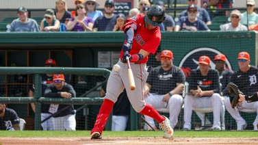 MLB: Mexicano Marcelo Mayer le gana el campocorto a Trevor Story en Boston