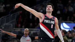 Deni Avdija logra una jornada histórica ante los Warriors