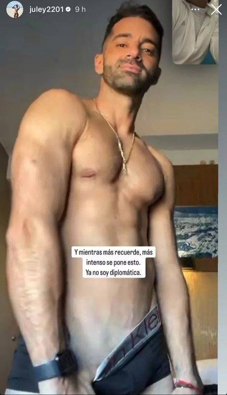 Ex de Adamari López reflexiona tras la publicación de su foto íntima 