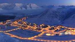 La luz regresa a Longyearbyen: Celebrando el fin de la noche polar