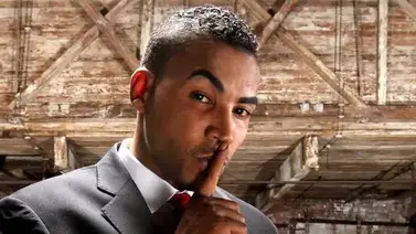 Don Omar expulsa a fanática de su concierto en México (+Video) Don Omar expulsa a fanática de su concierto en México (+Video)