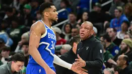 Doc Rivers defiende a Giannis Antetokounmpo: ¿Por qué no está en la conversación del MVP?