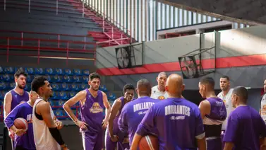 SPB: Esta figura de Brillantes del Zulia domina increíble apartado defensivo en el inicio de la campaña SPB: Esta figura de Brillantes del Zulia domina increíble apartado defensivo en el inicio de la campaña