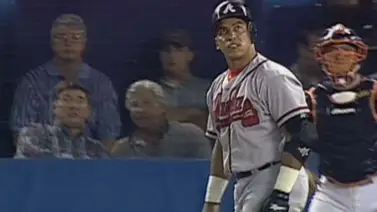 El día en el que el Universitario ovacionó a Andrés Galarraga tras superar el cáncer El día en el que el Universitario ovacionó a Andrés Galarraga tras superar el cáncer