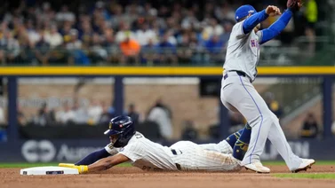MLB: ¿Será Jackson Chourio el venezolano con más bases robadas en 2025?