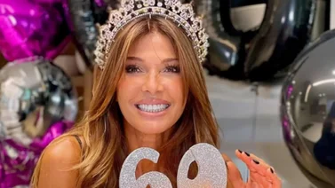 Catherine Fulop más sensual y picante que nunca a los 60 años