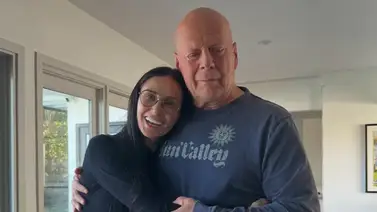 Demi Moore comparte emotivo momento junto Bruce Willis Demi Moore comparte emotivo momento junto Bruce Willis