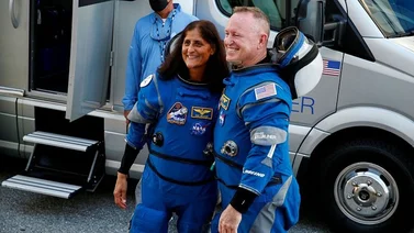 NASA compensará a astronautas por su larga estancia en el espacio