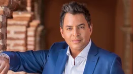 Daniel Sarcos interpreta “Debí Tirar Más Fotos” en flamenco (+Video)