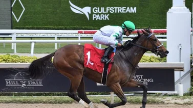 Jockey criollo consigue dos carreras después de un mes sin ganar con caballos de entrenador ganador del Kentucky Derby