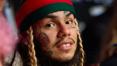 Tekashi 6ix9ine es libre: Mira cómo se quitó el grillete (+Video) Tekashi 6ix9ine es libre: Mira cómo se quitó el grillete (+Video)