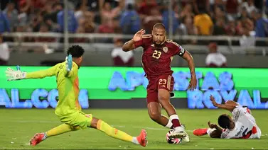 Salomón Rondón hizo los méritos para ser el Más Valioso contra Perú Salomón Rondón hizo los méritos para ser el Más Valioso contra Perú