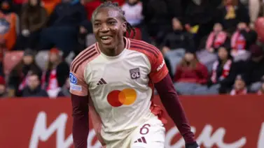 Lyon vs Bayern: Batalla por semifinales en la Champions League Femenina Lyon vs Bayern: Batalla por semifinales en la Champions League Femenina