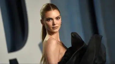 Kendall Jenner  Kendall Jenner