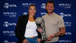 Aryna Sabalenka cambia la pista por el altar: La número uno del tenis se comprométete